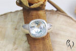 Ring aus Silber mit Feingold und Brillant